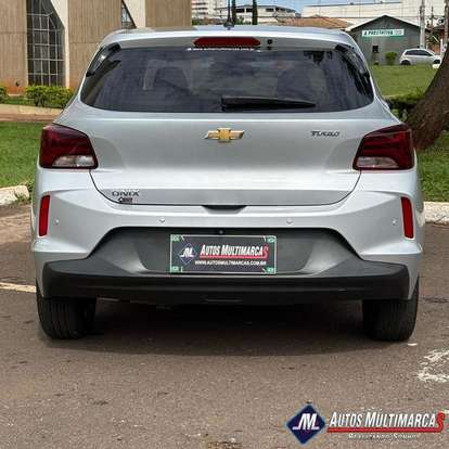 CHEVROLET-ONIX-2021
