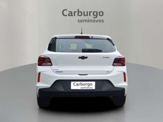 CHEVROLET-ONIX-2021