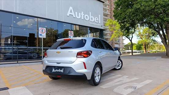 CHEVROLET-ONIX-2020