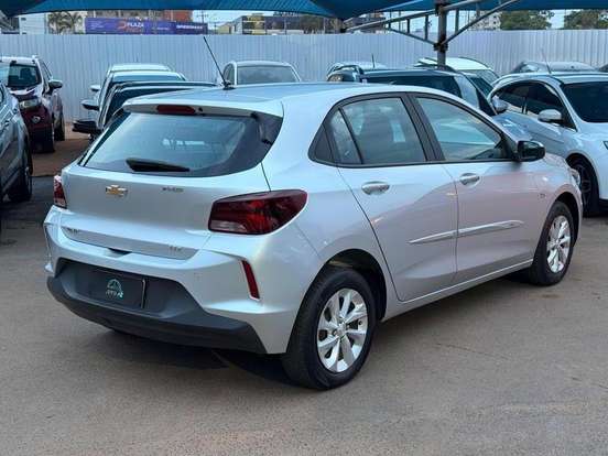 CHEVROLET-ONIX-2021