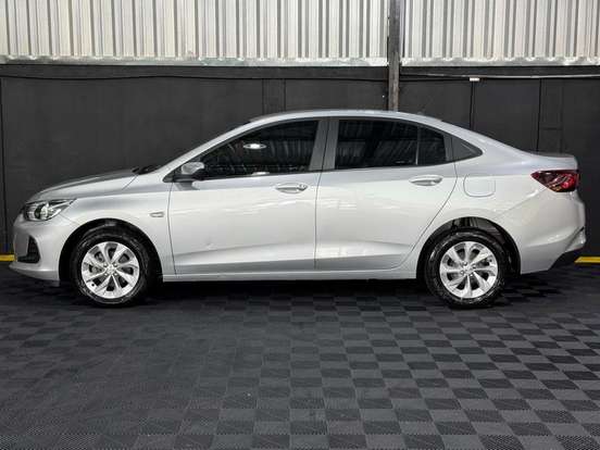 CHEVROLET-ONIX-2021