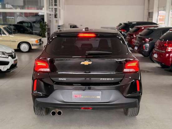CHEVROLET-ONIX-2020