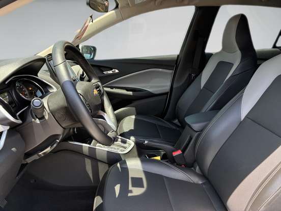 CHEVROLET-ONIX-2022