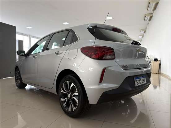 CHEVROLET-ONIX-2022