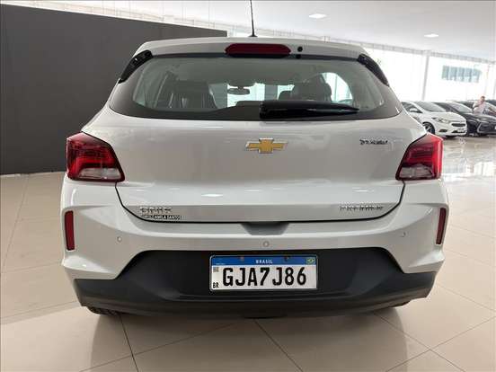 CHEVROLET-ONIX-2022