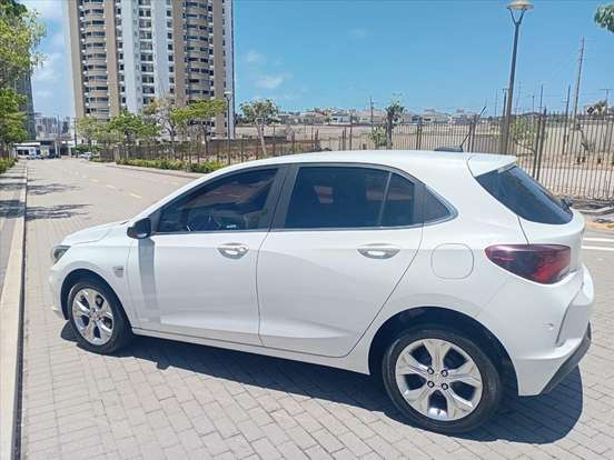 CHEVROLET-ONIX-2020