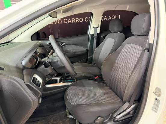 CHEVROLET-ONIX-2018