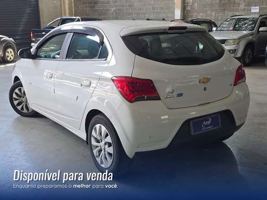 CHEVROLET-ONIX-2017