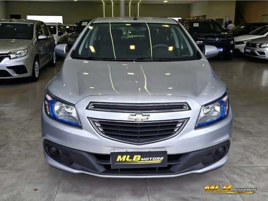 CHEVROLET-ONIX-2013