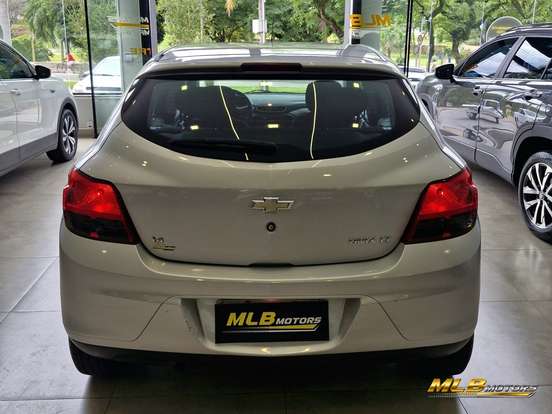 CHEVROLET-ONIX-1.4 MPFI LT 8V FLEX 4P MANUAL CHEVROLET-ONIX-2013