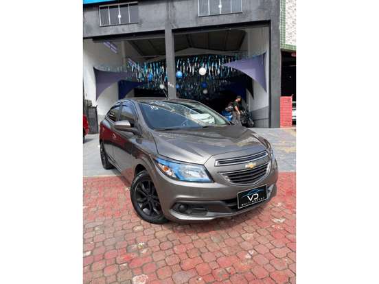 CHEVROLET-ONIX-2014