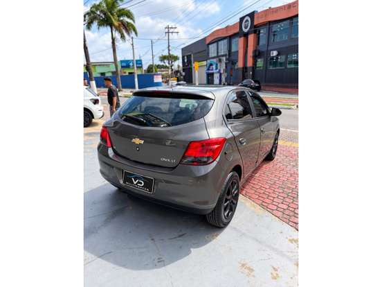 CHEVROLET-ONIX-1.4 MPFI LT 8V FLEX 4P MANUAL CHEVROLET-ONIX-2014