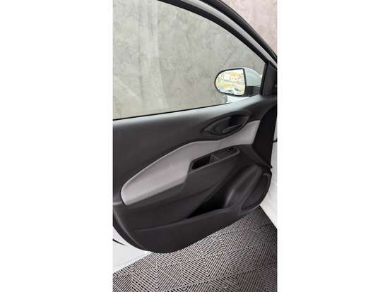 CHEVROLET-ONIX-2016