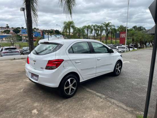 CHEVROLET-ONIX-2014