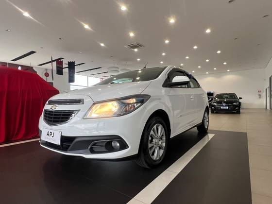 CHEVROLET ONIX 1.4 MPFI LTZ 8V FLEX 4P MANUAL