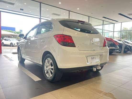 CHEVROLET-ONIX-1.4 MPFI LTZ 8V FLEX 4P MANUAL CHEVROLET-ONIX-2013