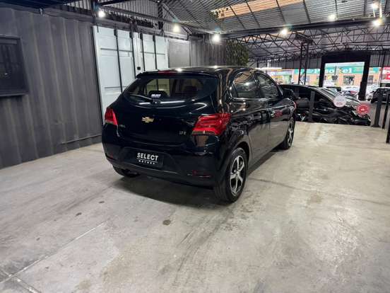 CHEVROLET-ONIX-2019