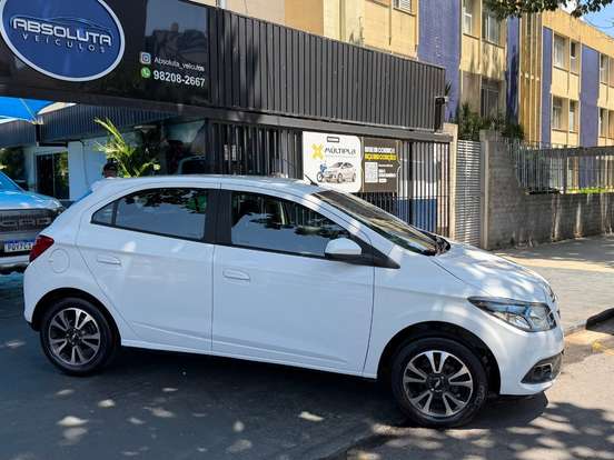 CHEVROLET-ONIX-1.4 MPFI LTZ 8V FLEX 4P MANUAL CHEVROLET-ONIX-2015