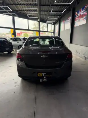 CHEVROLET-PRISMA-2013