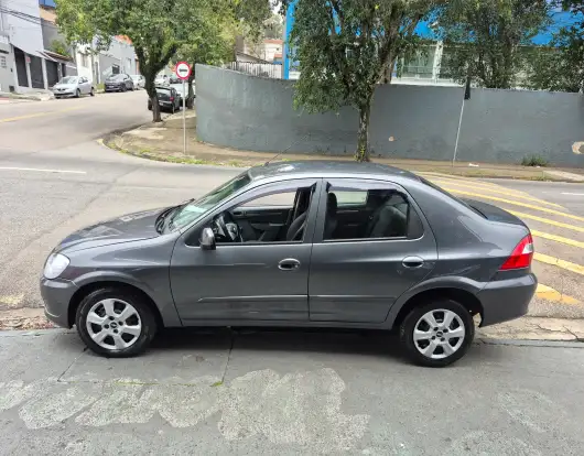 CHEVROLET-PRISMA-2011