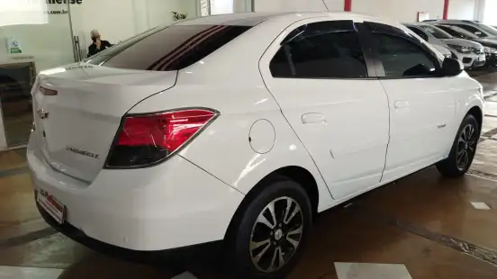 CHEVROLET-PRISMA-2014