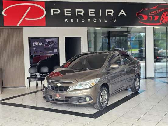 CHEVROLET-PRISMA-2013