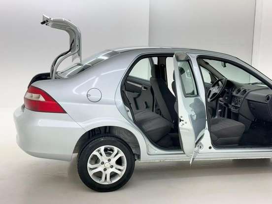 CHEVROLET-PRISMA-2010