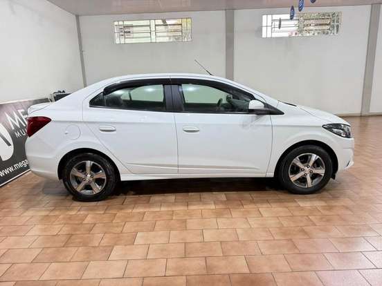 CHEVROLET-PRISMA-2019