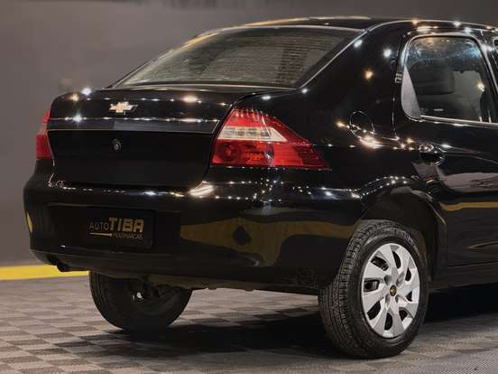 CHEVROLET-PRISMA-2011
