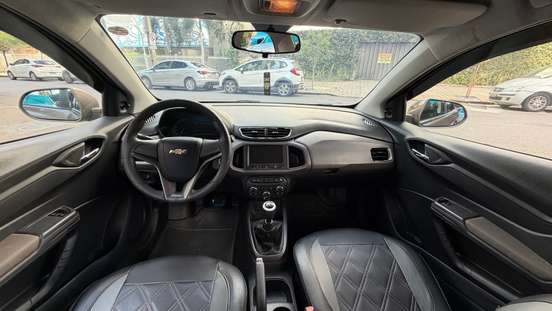 CHEVROLET-PRISMA-2013