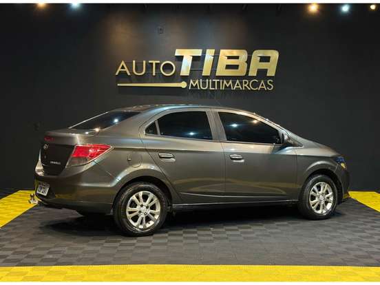 CHEVROLET-PRISMA-2014