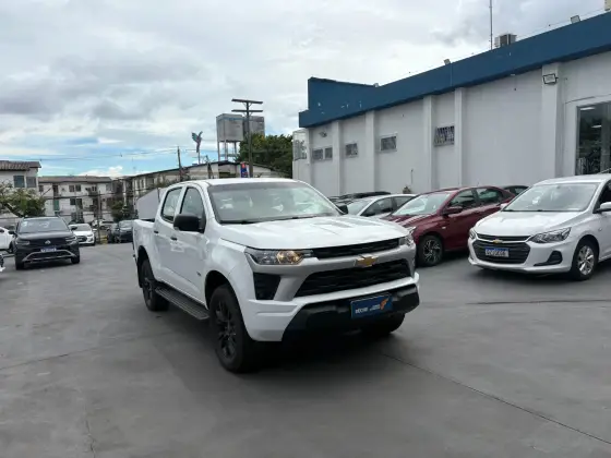 CHEVROLET S10 2.8 16V TURBO DIESEL WT CD 4X4 AUTOMÁTICO