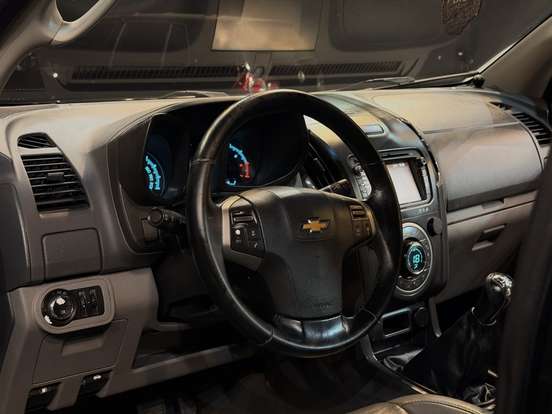 CHEVROLET-S10-2.4 LTZ 4X2 CD 8V FLEX 4P MANUAL CHEVROLET-S10-2014