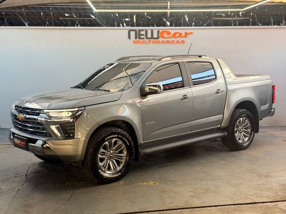 CHEVROLET S10 2.8 16V TURBO DIESEL HIGH COUNTRY CD 4X4 AUTOMÁTICO