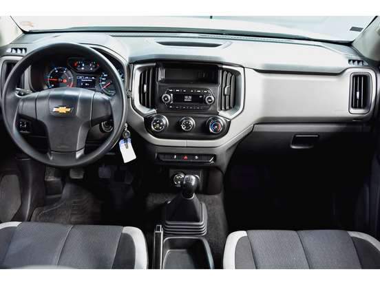 CHEVROLET-S10-2.8 16V TURBO DIESEL LS CD 4X4 MANUAL CHEVROLET-S10-2021