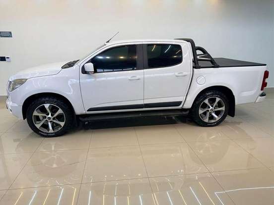 CHEVROLET-S10-2.8 LT 4X4 CD 16V TURBO DIESEL 4P AUTOMÁTICO CHEVROLET-S10-2014