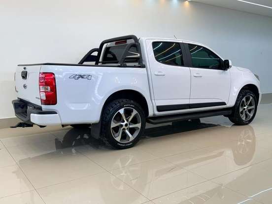 CHEVROLET-S10-2.8 LT 4X4 CD 16V TURBO DIESEL 4P AUTOMÁTICO CHEVROLET-S10-2014