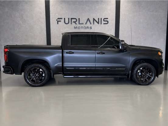 CHEVROLET-SILVERADO-2025