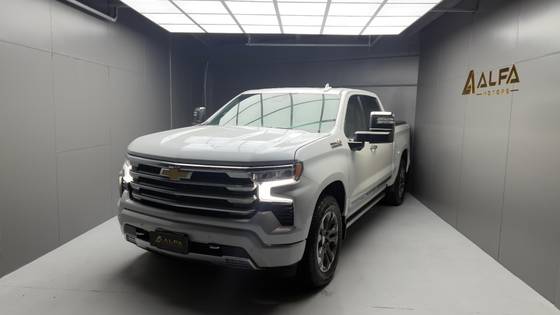 CHEVROLET SILVERADO 5.3 V8 GASOLINA 1500 HIGH COUNTRY 4X4 AUTOMÁTICO