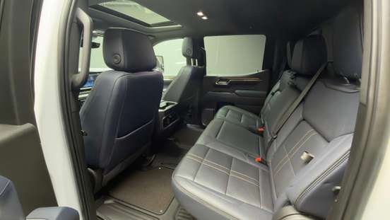 CHEVROLET-SILVERADO-2023
