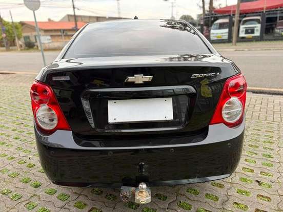 CHEVROLET-SONIC-1.6 LT 16V FLEX 4P AUTOMÁTICO CHEVROLET-SONIC-2012