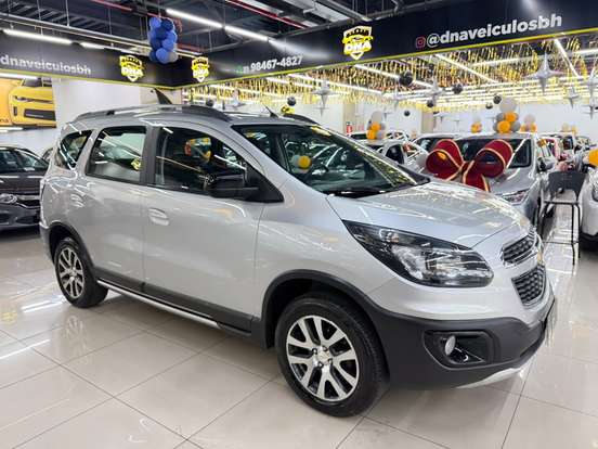 CHEVROLET-SPIN-2015
