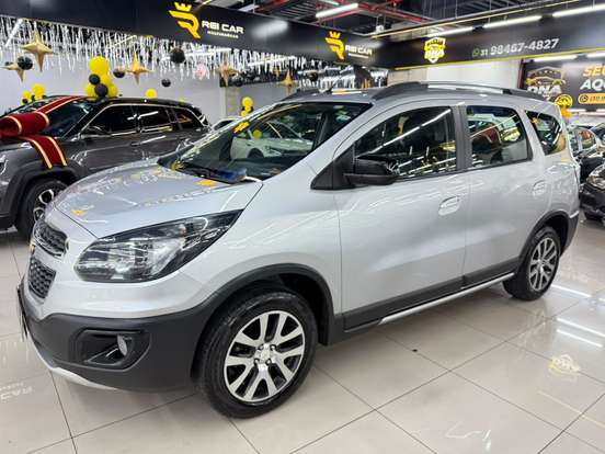 CHEVROLET-SPIN-2015
