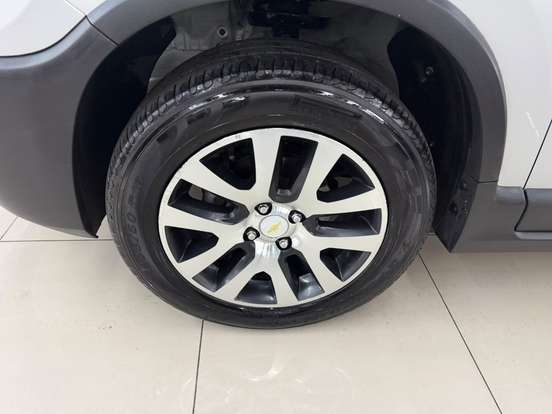 CHEVROLET-SPIN-1.8 ACTIV 8V FLEX 4P AUTOMÁTICO CHEVROLET-SPIN-2015