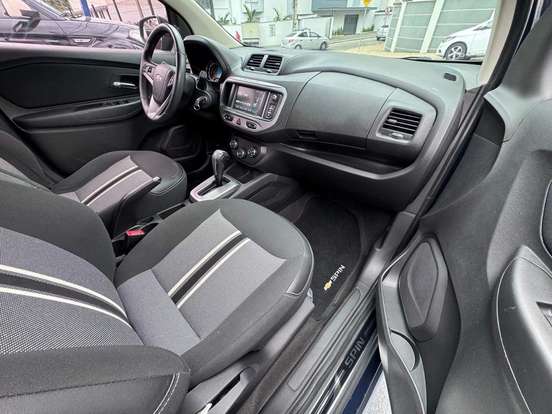 CHEVROLET-SPIN-1.8 ACTIV 8V FLEX 4P AUTOMÁTICO CHEVROLET-SPIN-2017