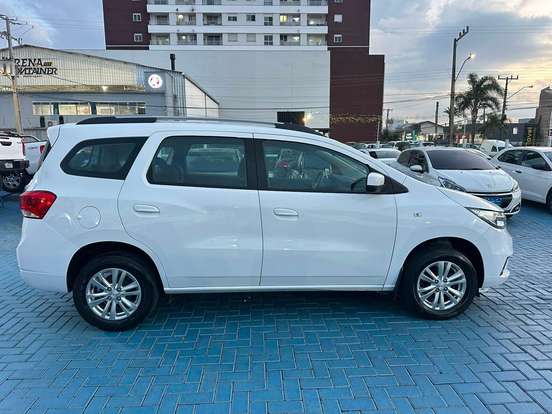 CHEVROLET-SPIN-1.8 LT 8V FLEX 4P AUTOMÁTICO CHEVROLET-SPIN-2023