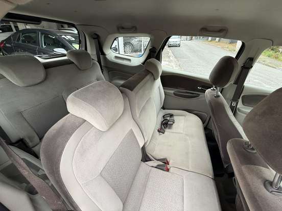 CHEVROLET-SPIN-2013