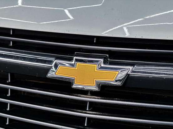 CHEVROLET-SPIN-1.8 PREMIER 8V FLEX 4P AUTOMÁTICO CHEVROLET-SPIN-2023