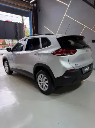 CHEVROLET-TRACKER-2021