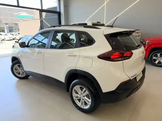 CHEVROLET-TRACKER-2022